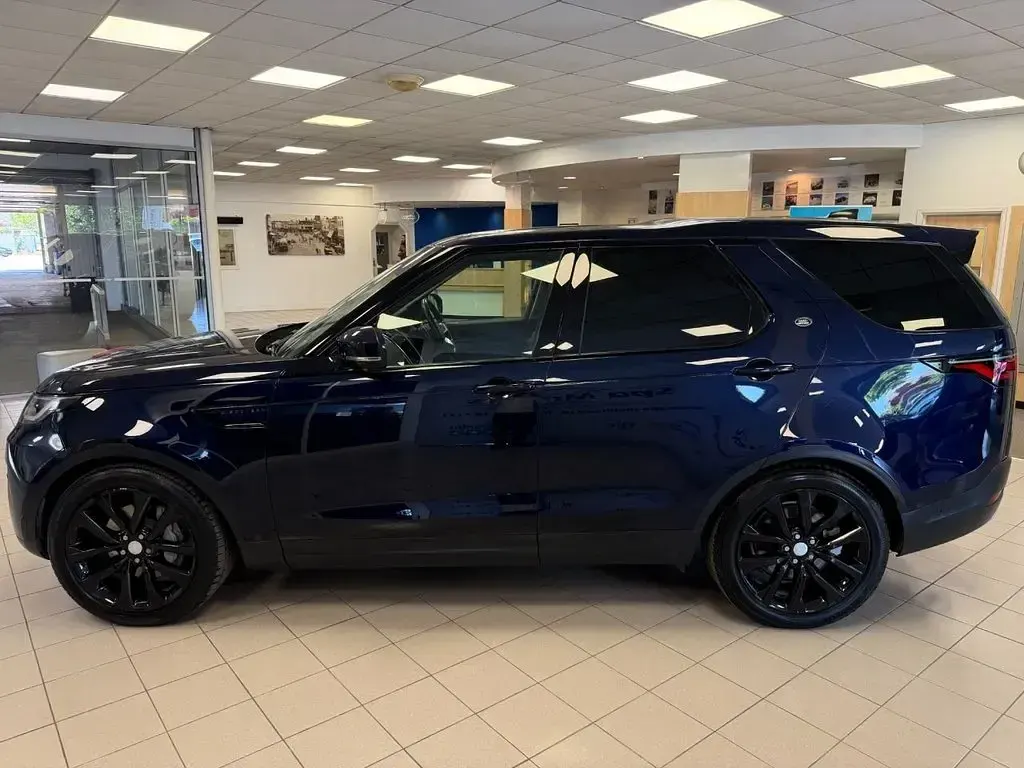 Used Land Rover Discovery SE 2021 Blue SUV