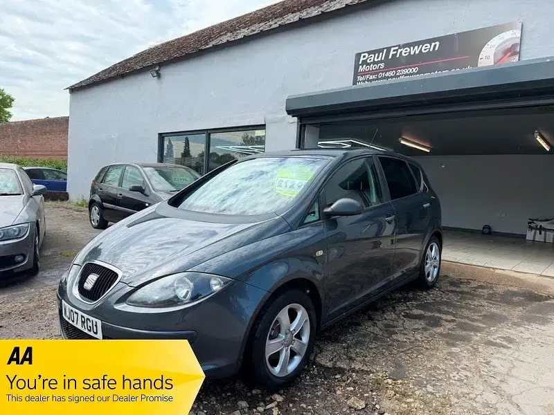 Begagnad Seat Altea Reference 102 HK (75 kW) 2007 Grå Minibuss