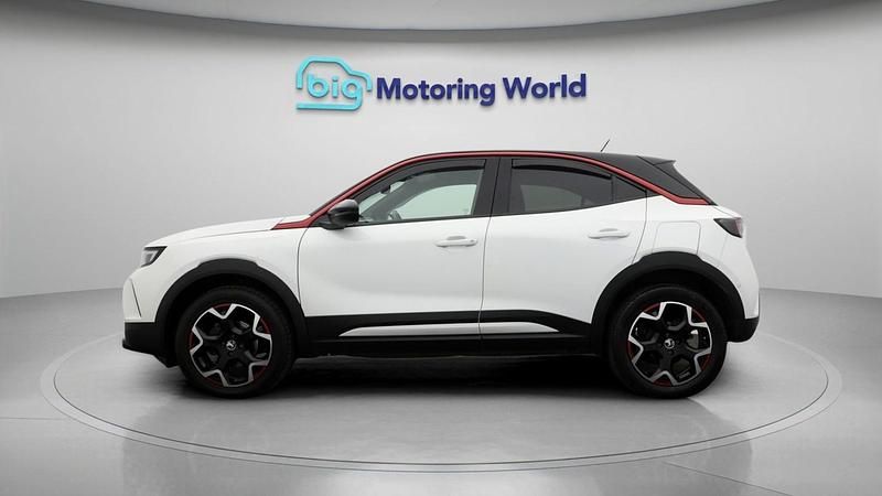 Used Vauxhall Mokka GS Line 129 HP (94 kW) 2022 White SUV