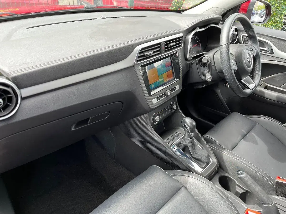 Used MG ZS Exclusive 111 HP (81 kW) 2019 Red SUV
