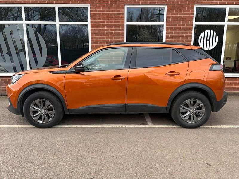 Used Peugeot e-2008 Active+ 2022 Orange SUV