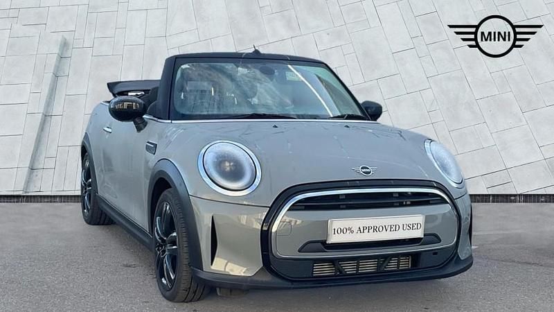 Grey Used 2022 Mini Cooper Classic Hatchback | £17,950 (Fair price) - Image 1/4