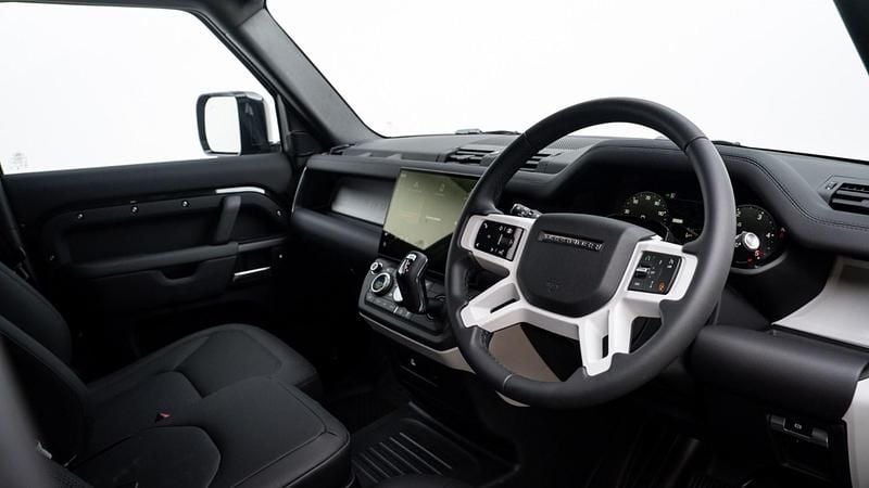 New Land Rover Defender S 2026 SUV