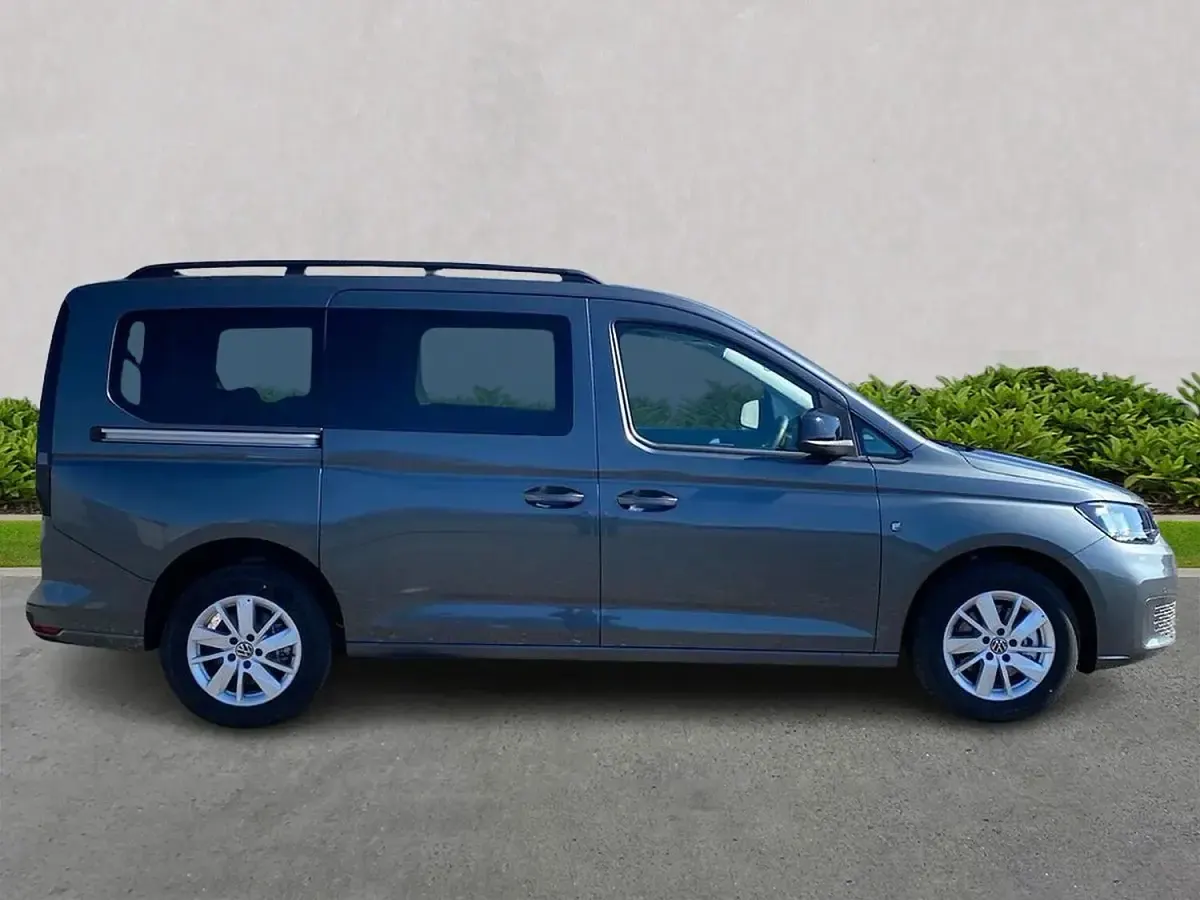 Used VW Caddy 102 HP (75 kW) 2026 Grey MPV