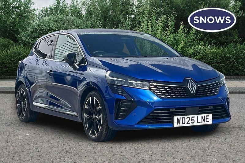 Used Renault Clio V Techno 143 HP (105 kW) 2025 Blue