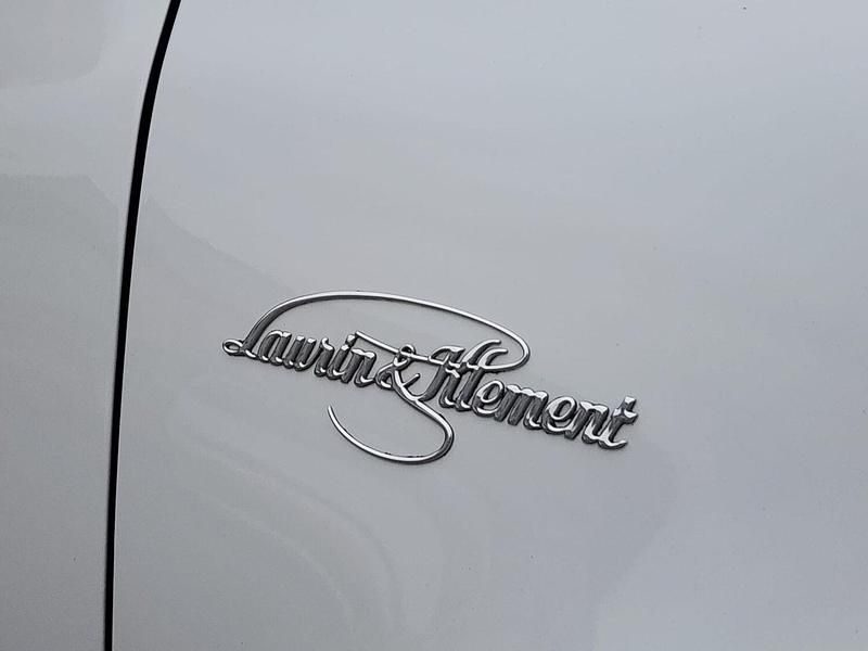 Used Skoda Yeti LAURIN & KLEMENT 150 HP (110 kW) 2016 White SUV