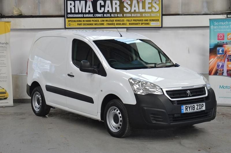 Used Peugeot Partner S 2025 White MPV