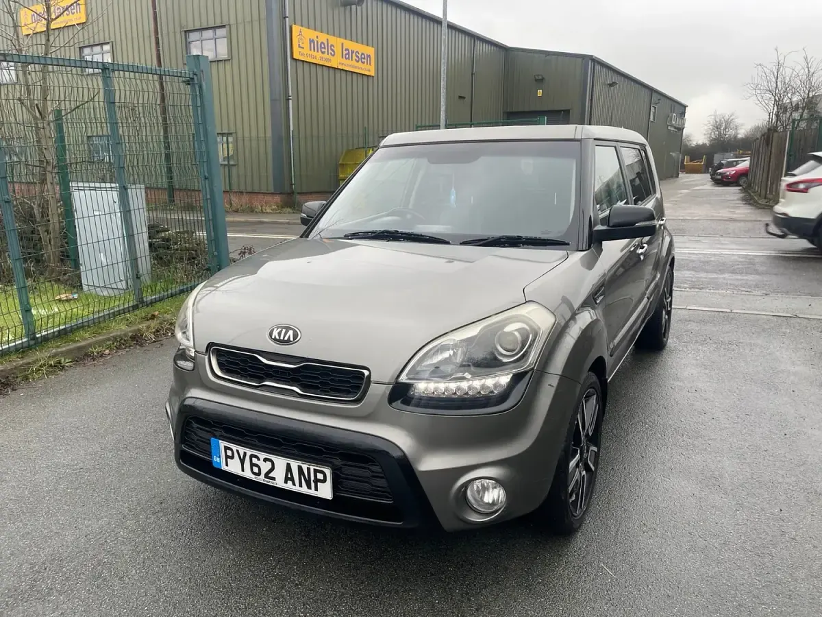 Used Kia Soul 126 HP (92 kW) 2012 Silver SUV