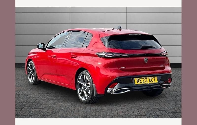 Used Peugeot 308 Allure Premium 180 HP (132 kW) 2023 Red Hatchback