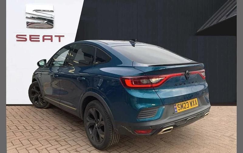 Used Renault Arkana Engineered 140 HP (102 kW) 2023 Blue SUV