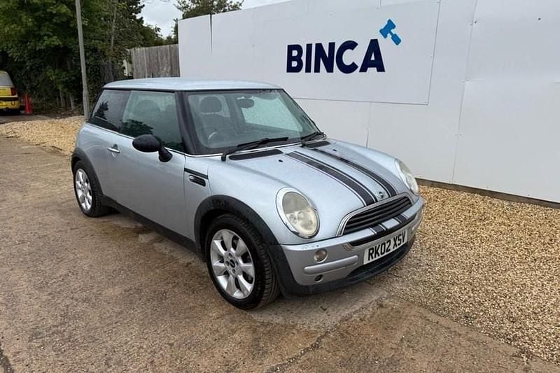 Silver Used 2002 Mini ONE Hatch Hatchback | £2,000 (Fair price) - Image 1/1