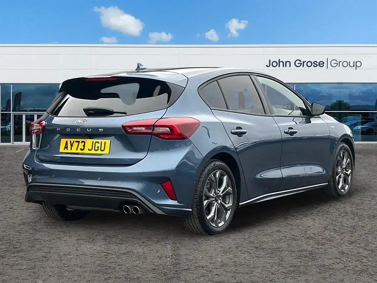 Used Ford Focus ST-Line 2023 Blue Hatchback