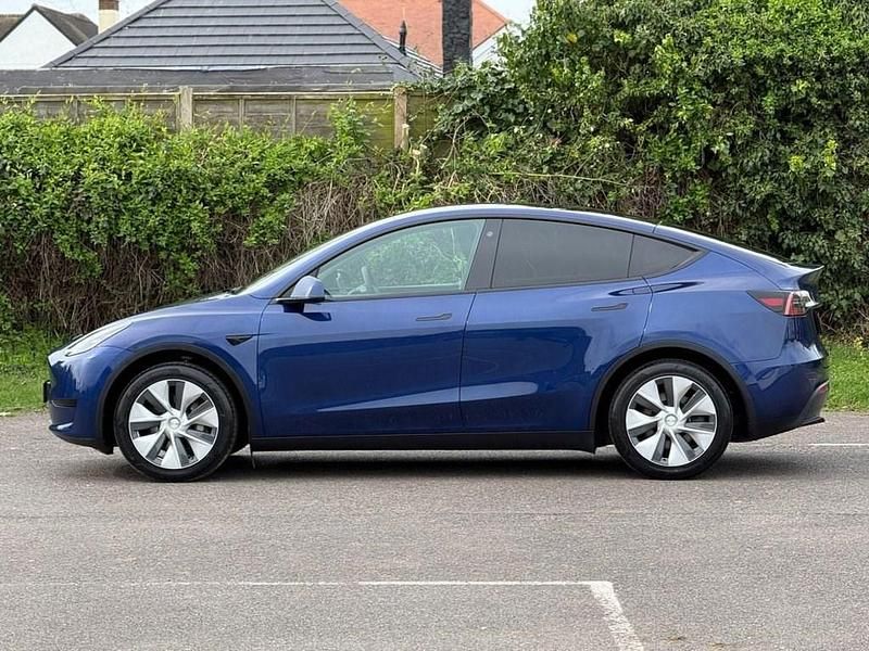 Used Tesla Model Y RWD 254 kW (346 HP) 2023 Blue SUV