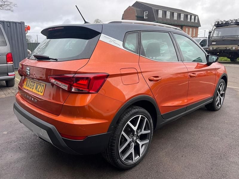 Used Seat Arona XCELLENCE Lux 115 HP (84 kW) 2018 Orange SUV
