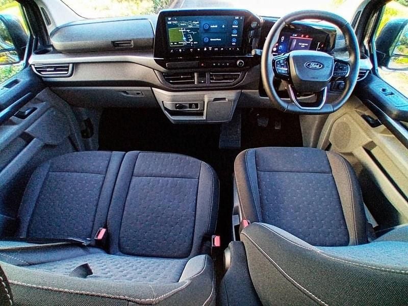 Used Ford Tourneo Custom Titanium 136 HP (100 kW) 2024 Grey Van