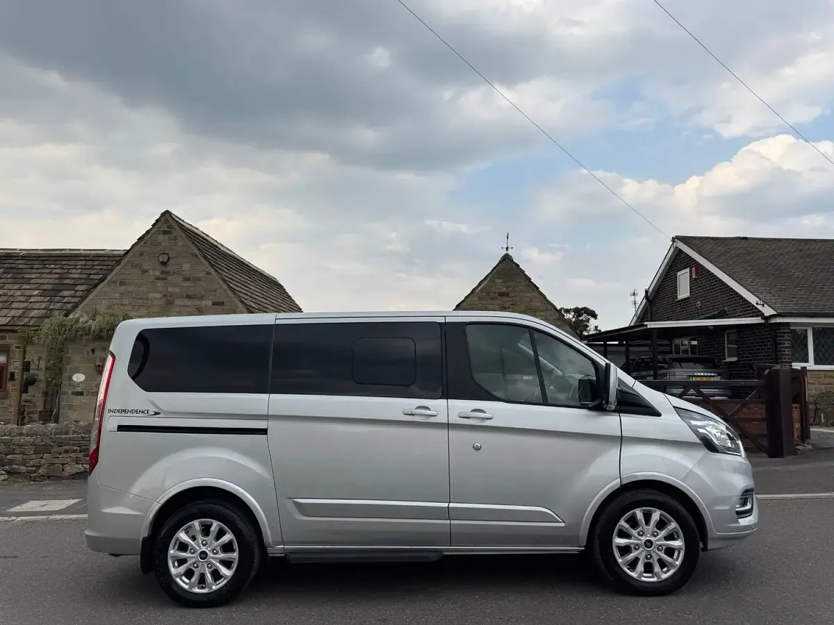 Used Ford Tourneo Titanium 2019 Silver MPV