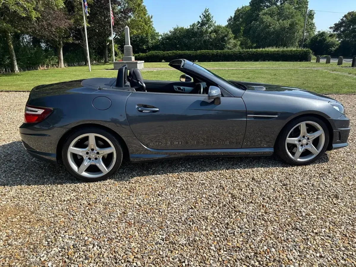 Used Mercedes SLK250 AMG 204 HP (150 kW) 2013 Grey Cabriolet