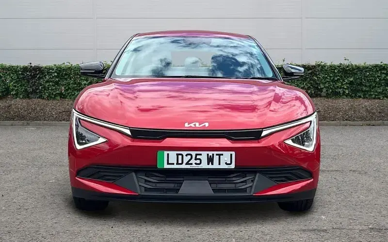 Used Kia EV6 125 kW (170 HP) 2024 SUV