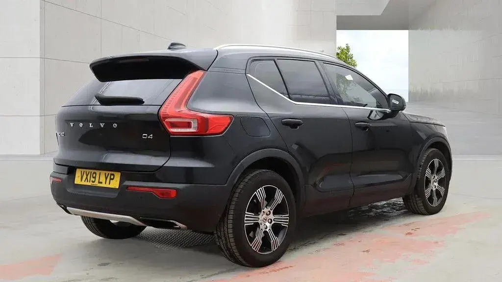 Used Volvo XC40 Inscription 2019 Black SUV