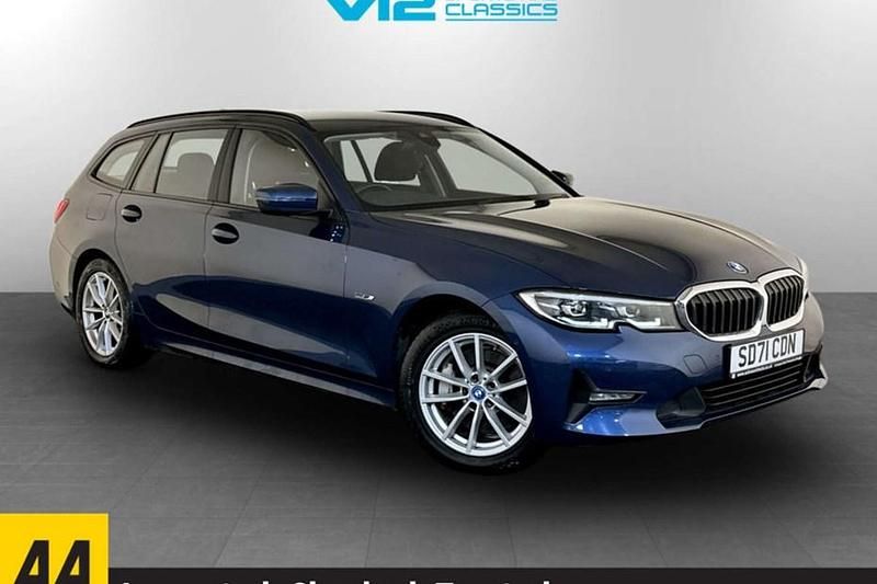 Used BMW 330e Comfort Edition 2021