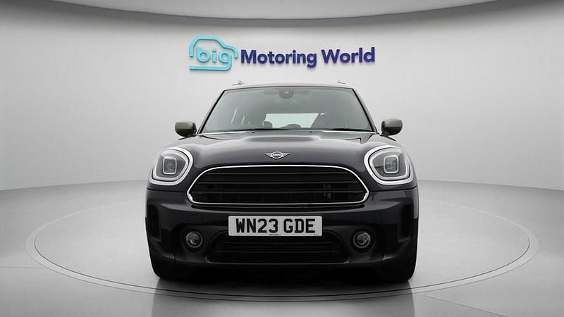 Used Mini Cooper Countryman Exclusive 136 HP (100 kW) 2023 Black SUV