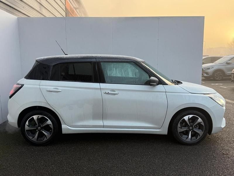 Used Suzuki Swift 82 HP (60 kW) 2025 White Hatchback