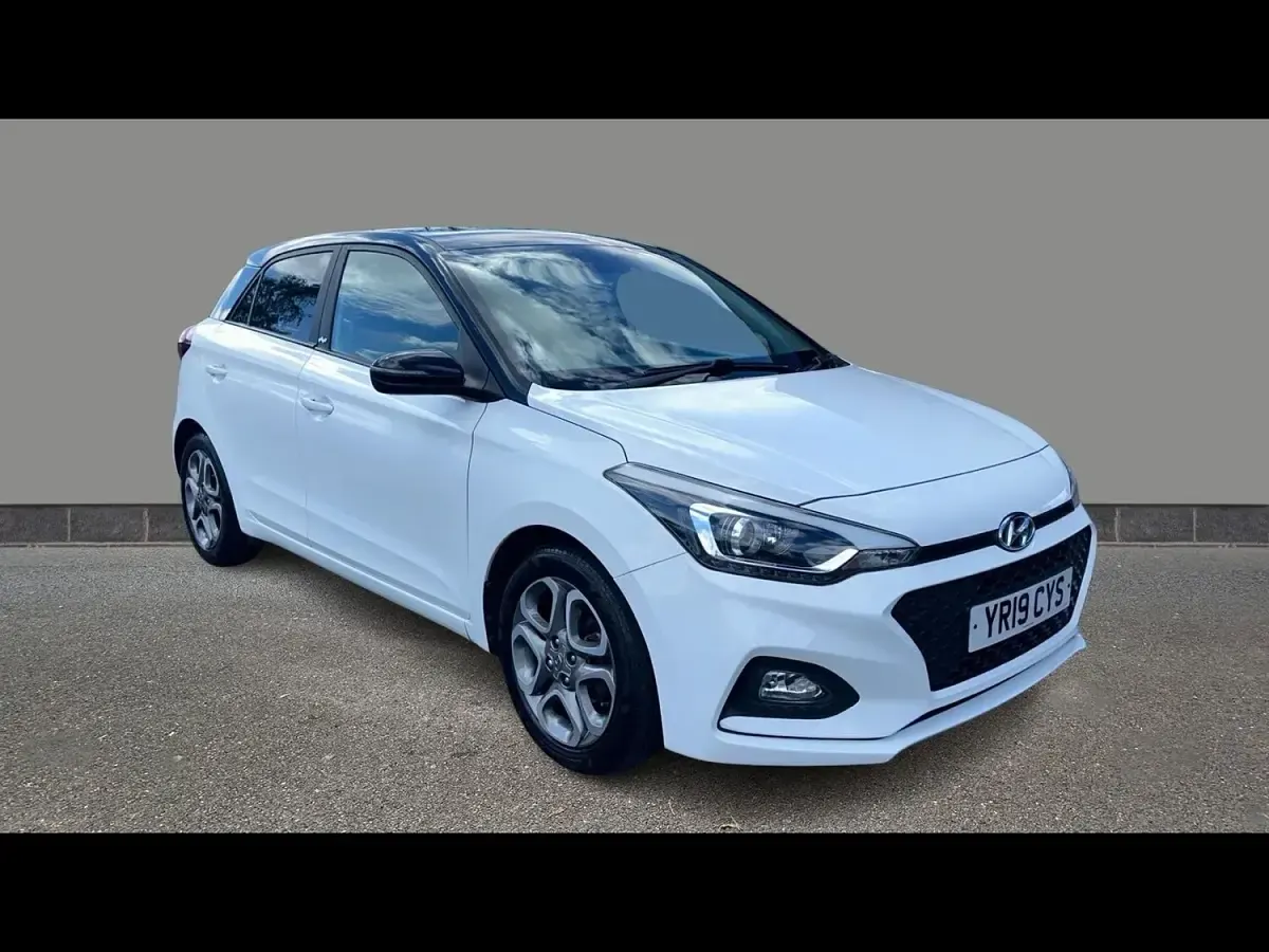 Used Hyundai i20 84 HP (61 kW) 2019 Hatchback