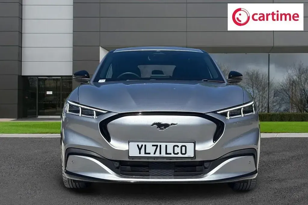 Used Ford Mustang Standard Range 269 HP (197 kW) 2022 Silver Hatchback