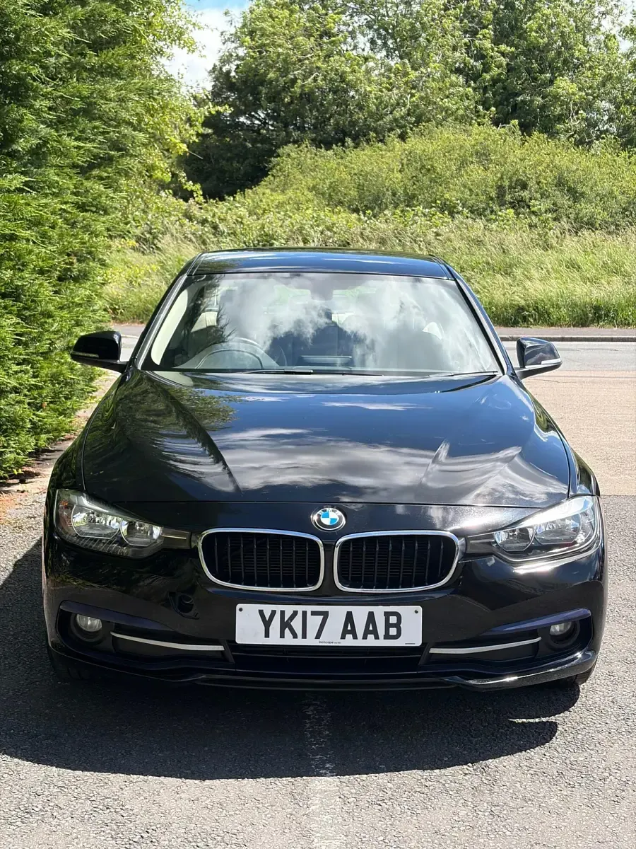 Used BMW 318 Sport Line 2017 Black Sedan