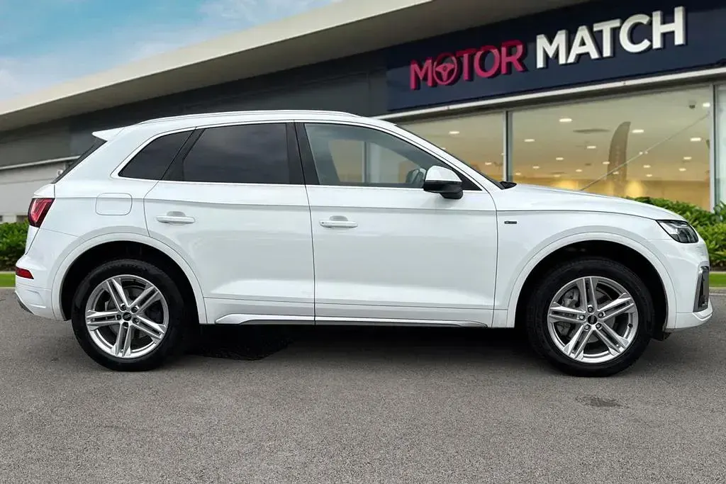 Used Audi Q5 S-Line 2021 White SUV