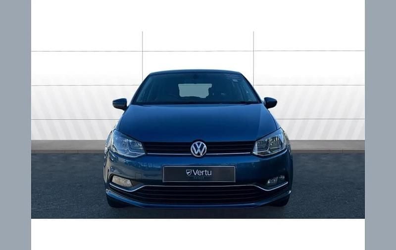 Used VW Polo Edition 90 HP (66 kW) 2017 Blue Hatchback
