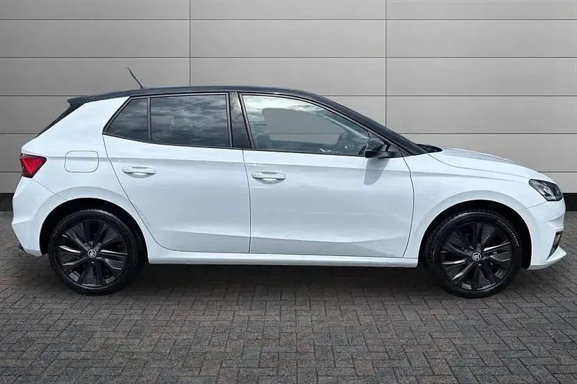Novo Skoda Fabia Design Edition 116 HP (85 kW) 2026 Branco Citadino
