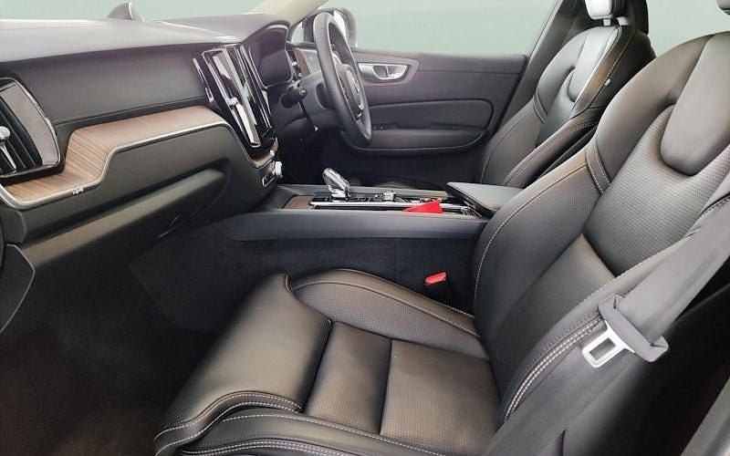 Used Volvo XC60 Ultimate 455 HP (334 kW) 2023 Blue SUV