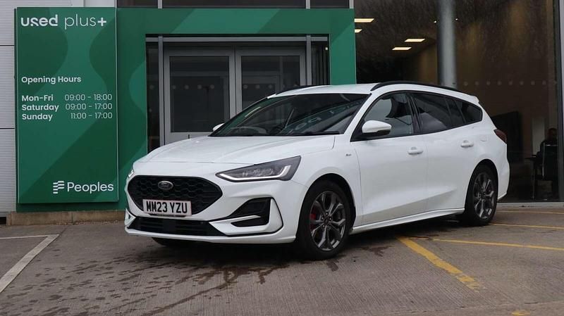 Used Ford Focus ST-Line 2023 White Estate