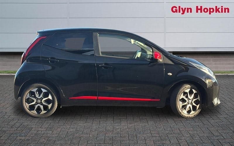 Used Toyota Aygo Trend 72 HP (52 kW) 2021 Black Hatchback