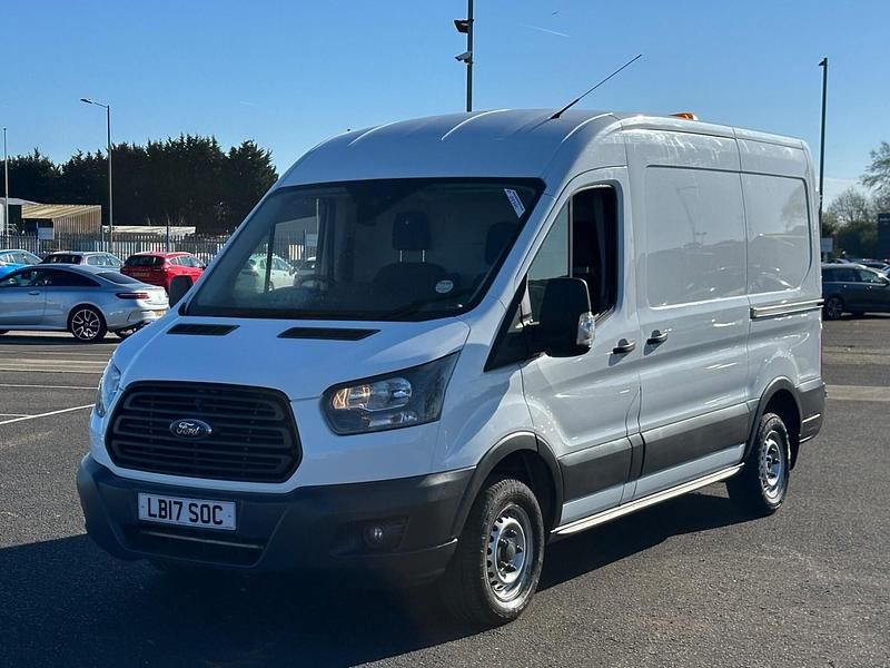 Usado Ford Transit 105 HP (77 kW) 2017 Branco Van