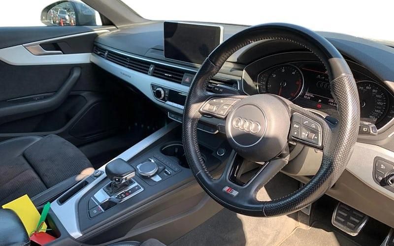 Used Audi A4 S-Line 190 HP (139 kW) 2017 Grey Estate