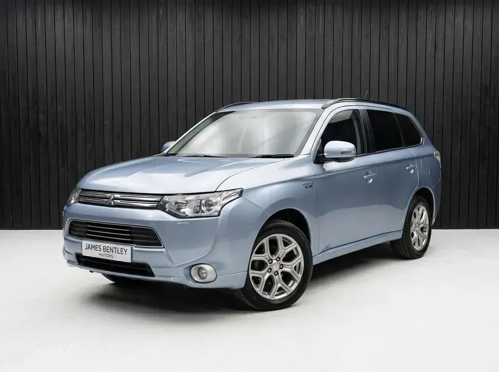 Used Mitsubishi Outlander P-HEV 2015 SUV