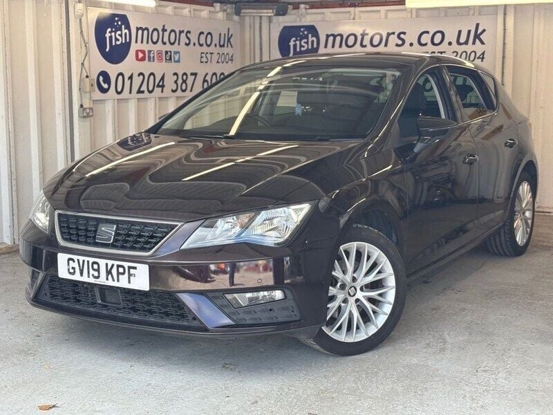 Purple Used 2019 Seat Leon SE Dynamic Hatchback | £8,790 (Fair price) - Image 1/3
