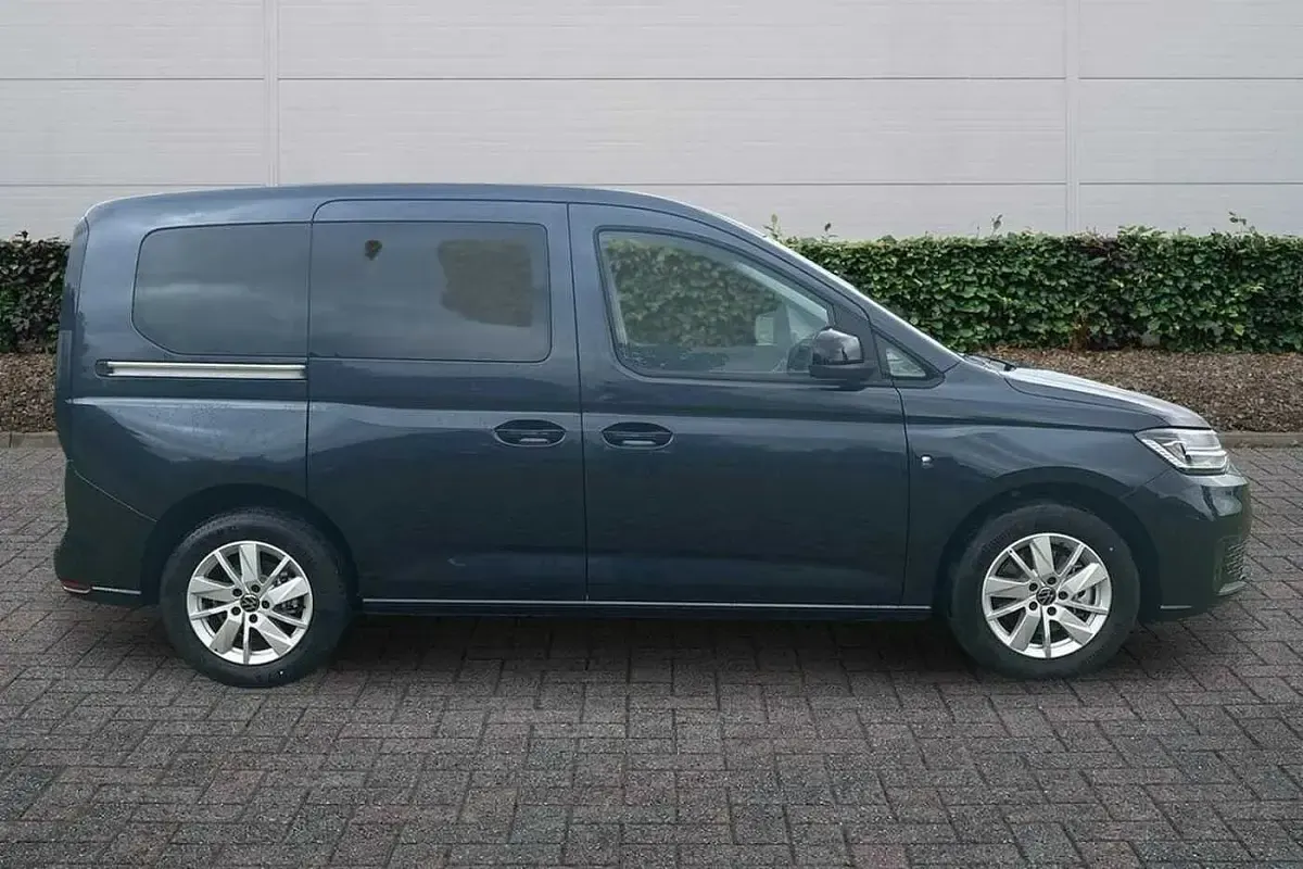New VW Caddy 2026 Starlight blue MPV