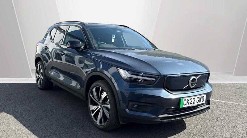 Used 2022 Volvo XC40 Pro SUV | £27,995 (Fair price) - Image 1/3