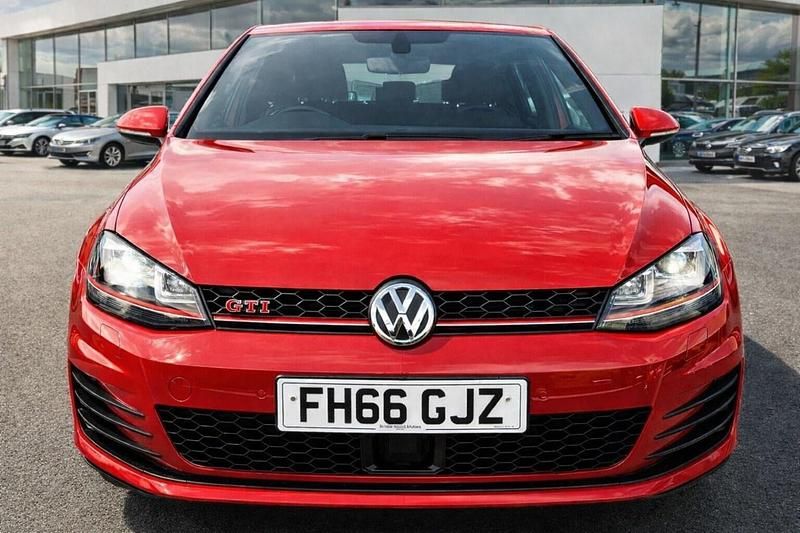 Used VW Golf VII GTI 2016 Red Hatchback