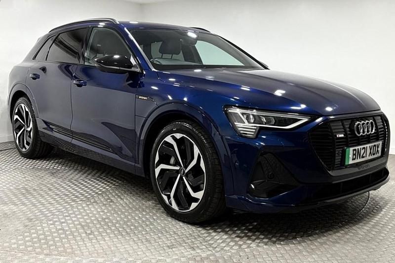 Used 2021 Audi e-tron Black Edition SUV | £17,995 (Super price) - Image 1/1