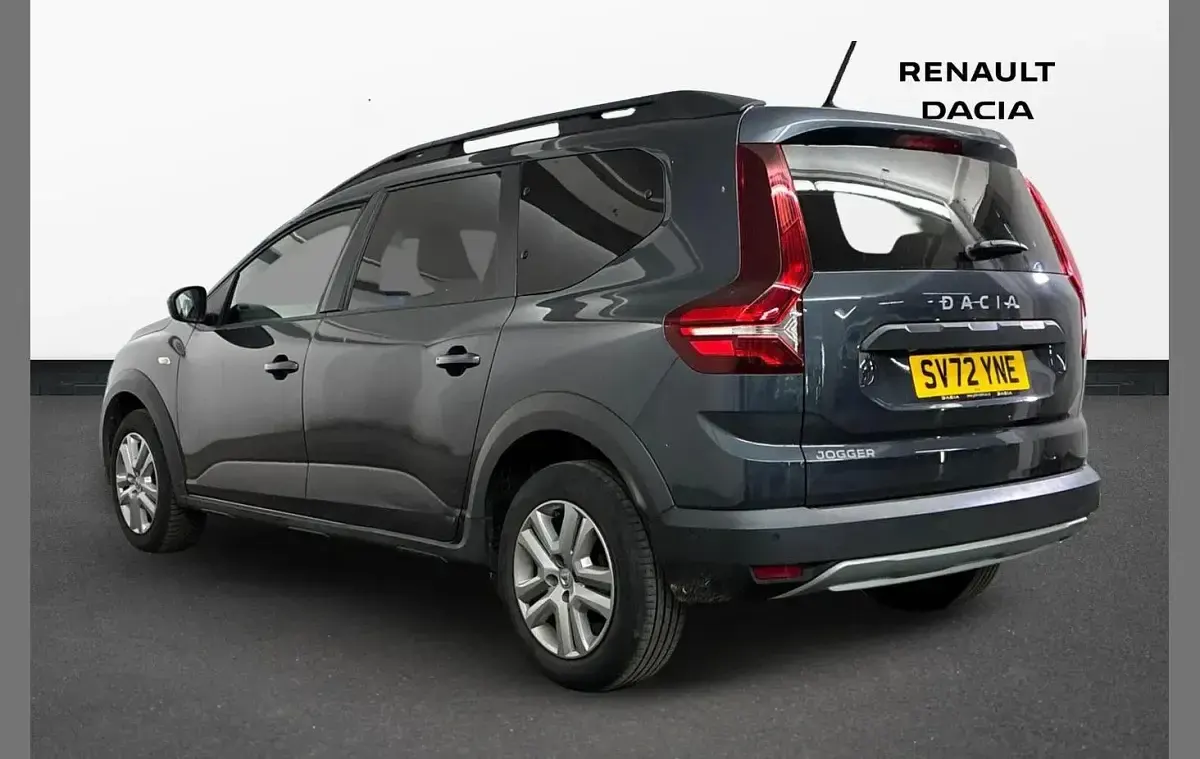 Used Dacia Jogger Comfort 110 HP (80 kW) 2022 Grey MPV