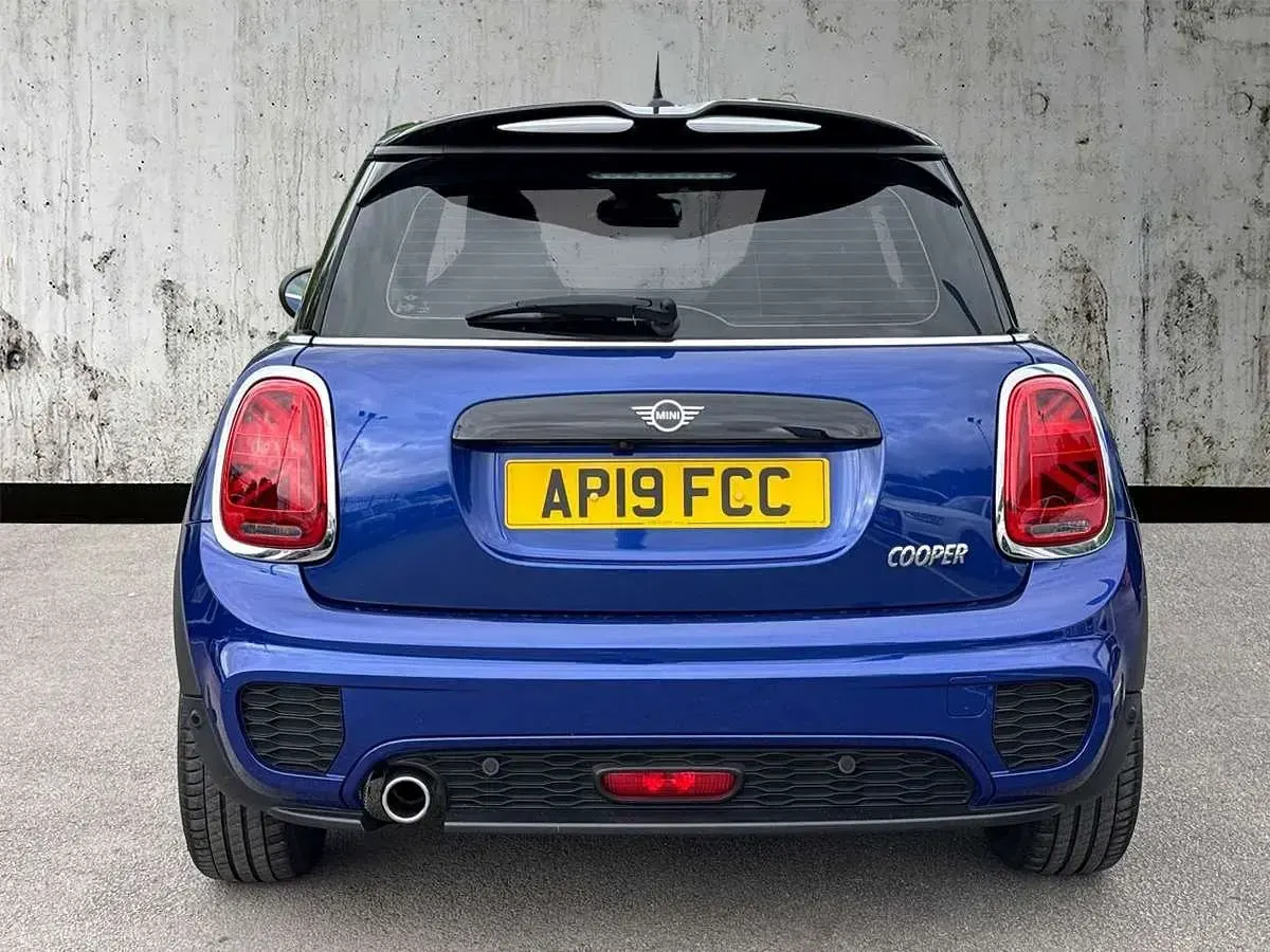 Usado Mini Cooper Hatch 2019 Azul Citadino
