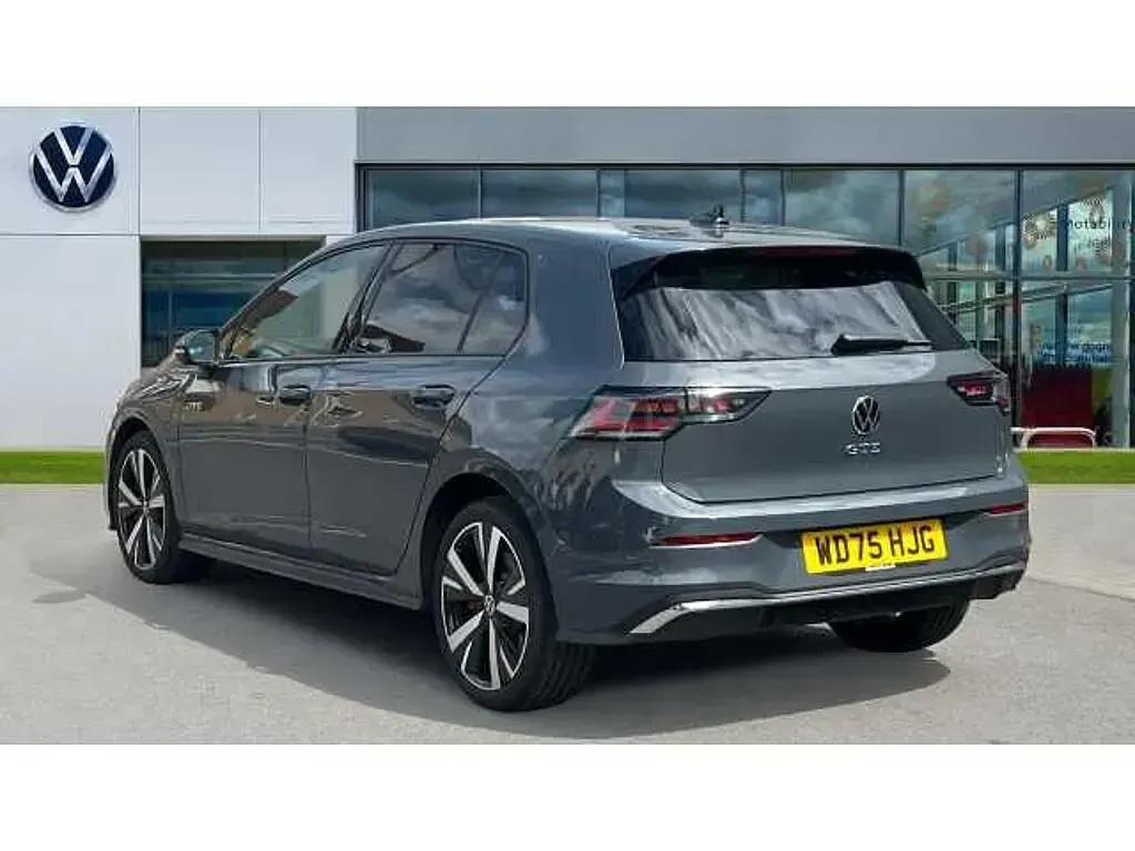 Used VW Golf VIII 272 HP (200 kW) 2026