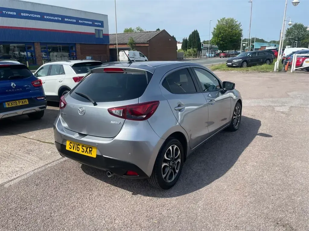 Used Mazda 2 Inclusive 2016 Silver Hatchback