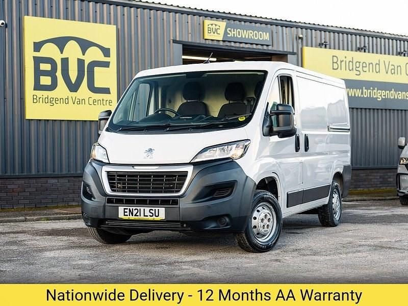 Used Peugeot Boxer 120 HP (88 kW) 2021 White Van