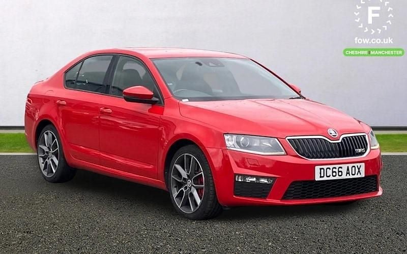 Begagnad Skoda Octavia vRS 220 HK (161 kW) 2016 Halvkombi