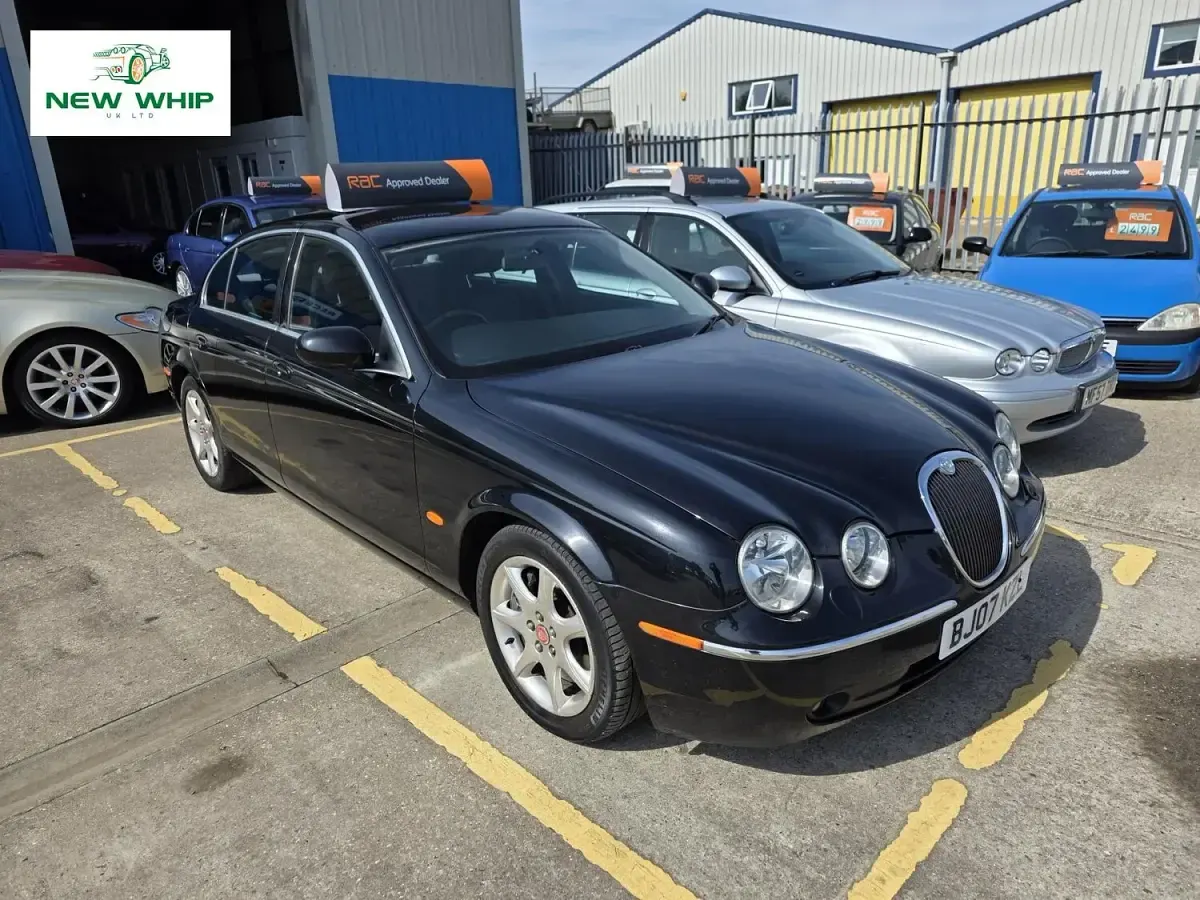Used Jaguar S-Type S 240 HP (176 kW) 2007 Black Sedan